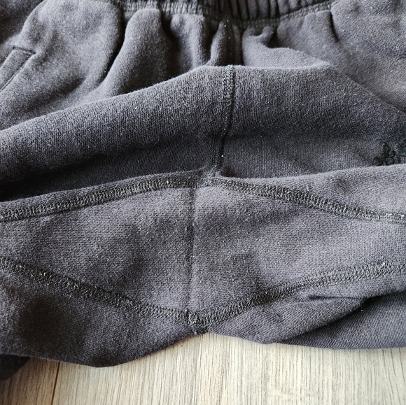Roots Sweatpants - Picture 4 of 7